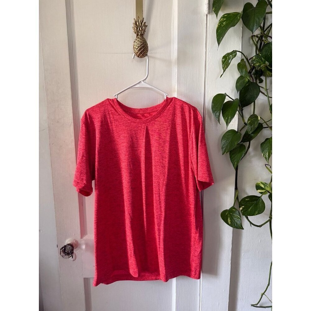 Old Navy active women’s size large pink t-shirt